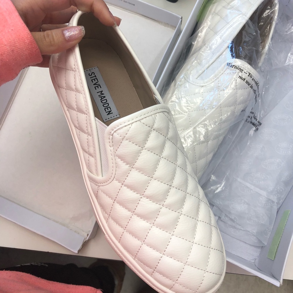 Steve Madden White slip ons! NWT
